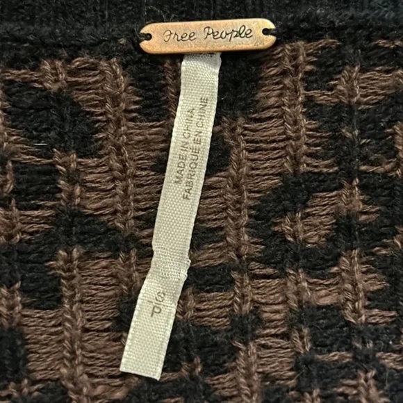 Free People Leopard Print Sweater Alpaca Wool Blend Oversized Size Small - Picture 8 of 13